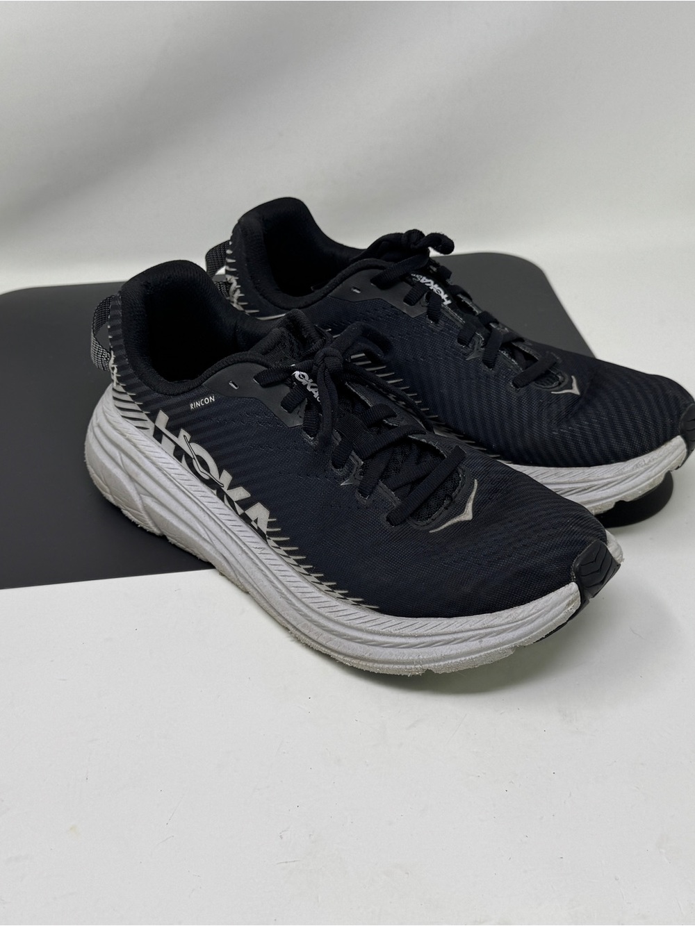 Hoka OneOne Rincon 2 Running Shoe worn soles